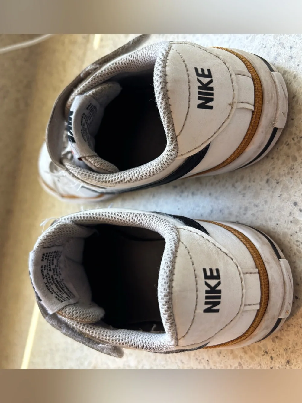 Nike Kids White & Black Low-Top Sneakers with Velcro Strap in Size 2